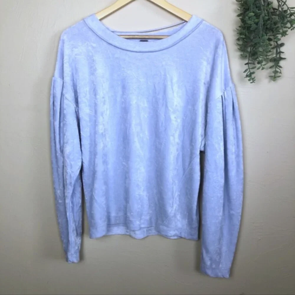 Free People Crushed Velvet Sweatshirt Blue size‎ Small
